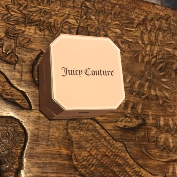 JUICY COUTURE crown earrings - Picture 2 of 6